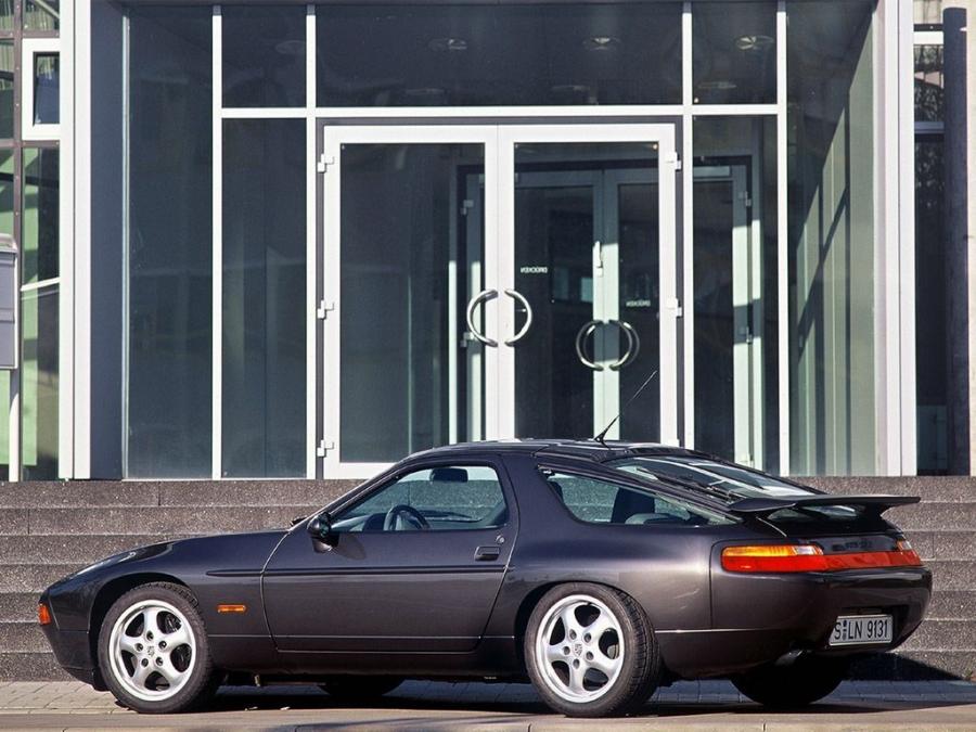  Porsche 928 GTS 1992 года  (фото 3 из 6)